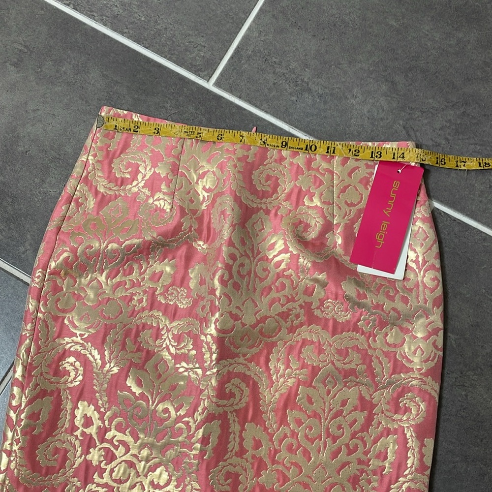 Sunny Leigh Pink and Gold Patterned Pencil/Straight Skirt size 2 - Picture 6 of 9